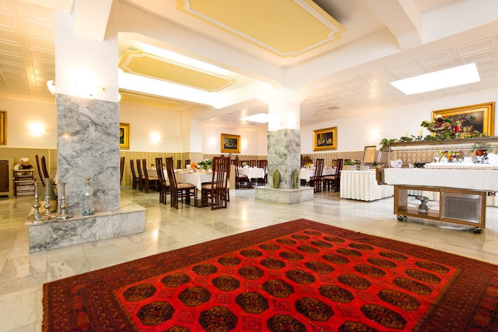 Hotel Ravel International Offenbach del Meno Exterior foto