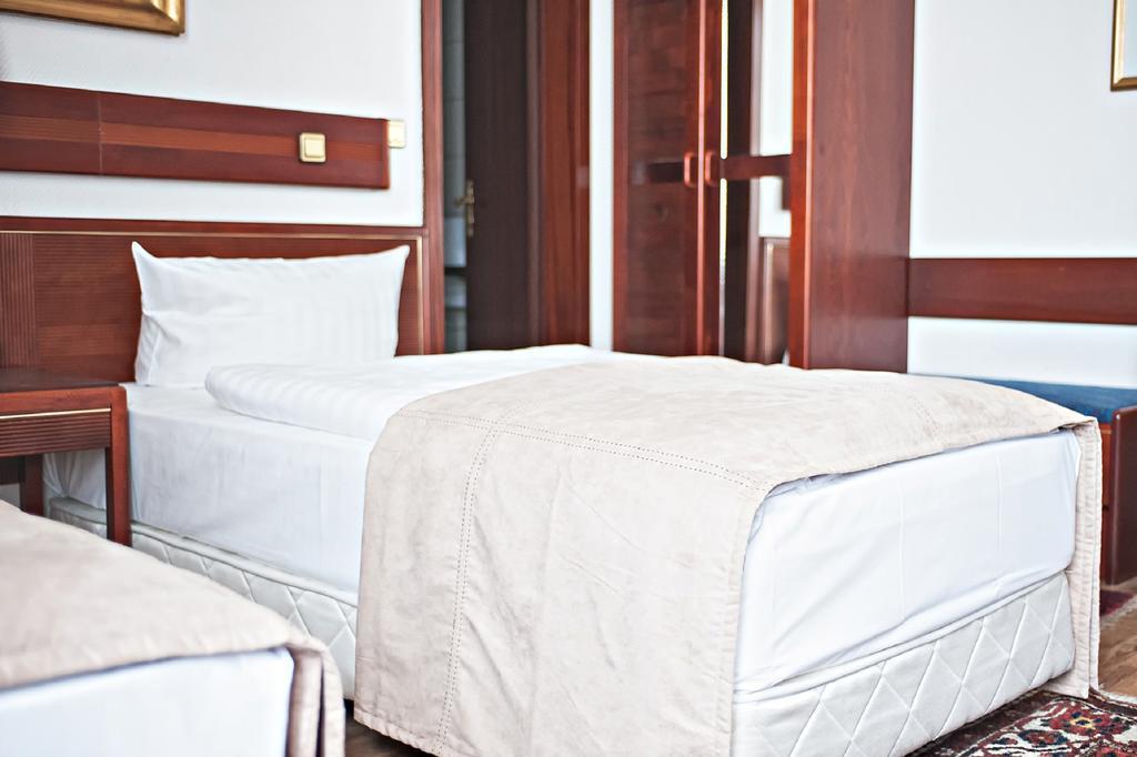Hotel Ravel International Offenbach del Meno Habitación foto